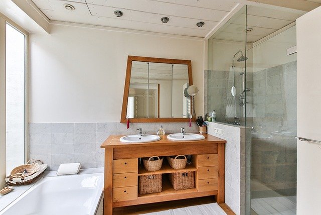 Jaką kabinę prysznicową wybrać do łazienki marzeń?