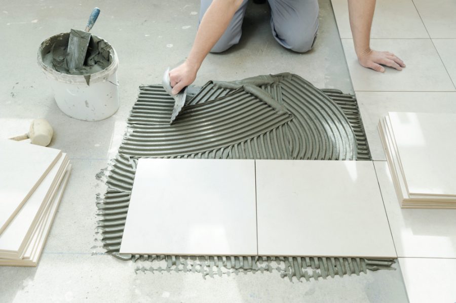 Gres porcelanowy – co to jest?